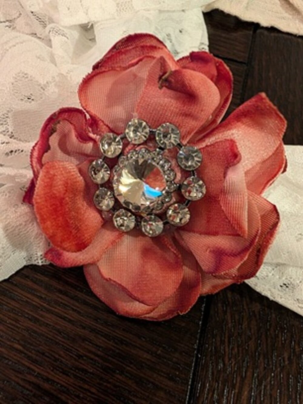 A RARE BIRD VINTAGE VELVET, DYED ACCESSORY-SEE DESCRIPTION AND PICS-CRIMSON RED